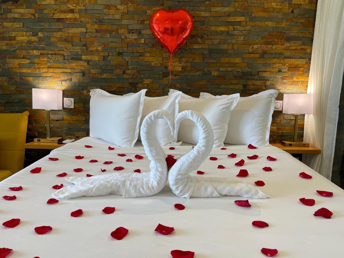 Vue Mer & Rocher - Okavango Blue Studio Le Diamant Ngoại thất bức ảnh
