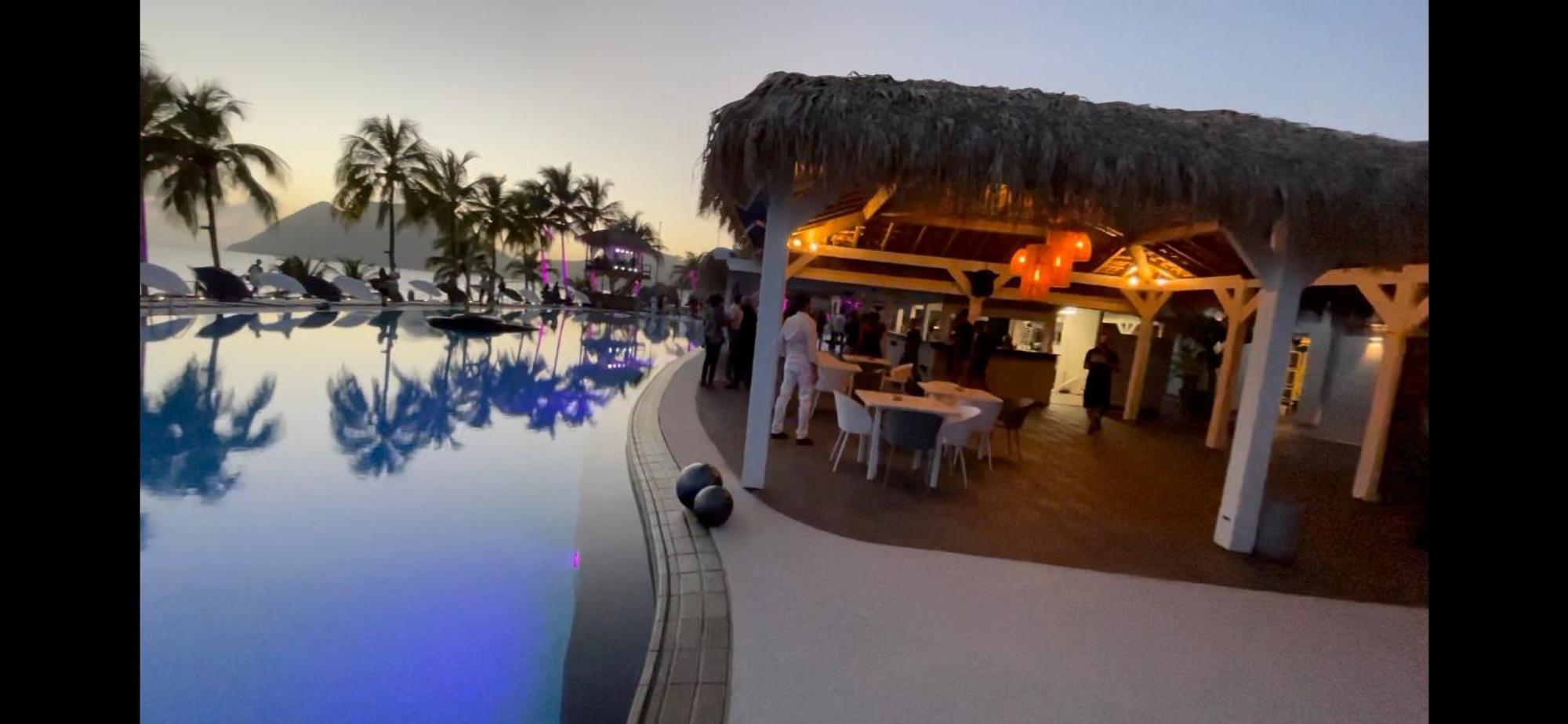 Vue Mer & Rocher - Okavango Blue Studio Le Diamant Ngoại thất bức ảnh